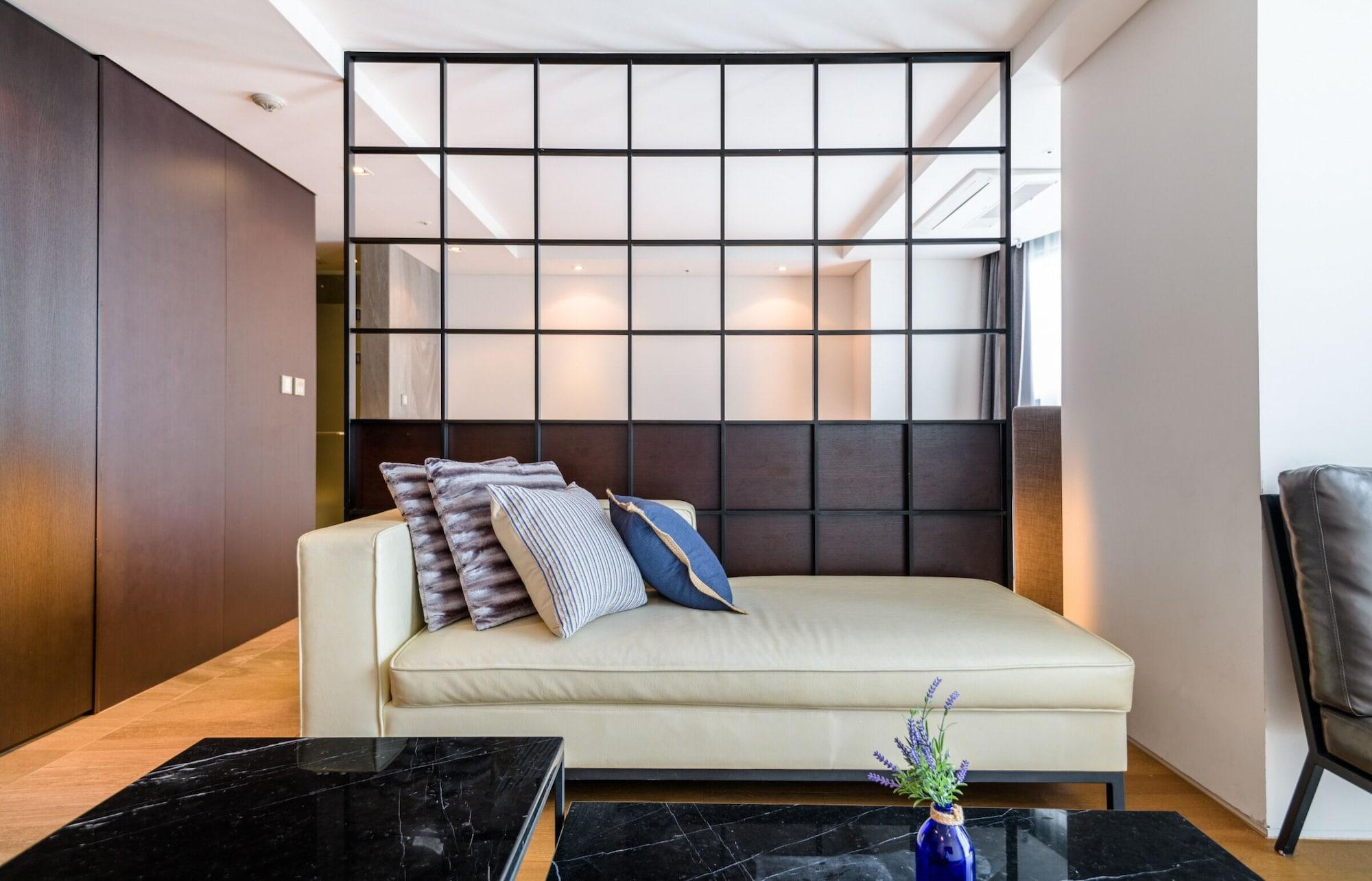Brown Suites Hotel And Resort Jeju Buitenkant foto