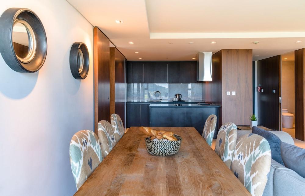 Brown Suites Hotel And Resort Jeju Buitenkant foto