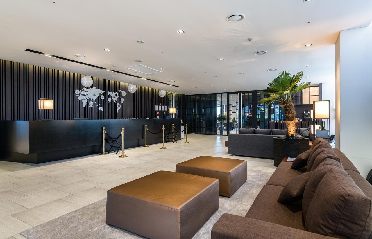 Brown Suites Hotel And Resort Jeju Buitenkant foto